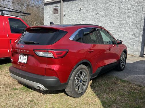 2021 Ford Escape SEL