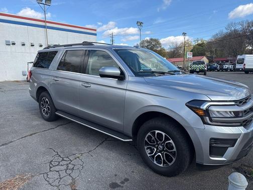 2022 Ford Expedition Max XLT