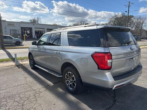 2022 Ford Expedition Max XLT
