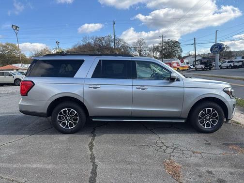 2022 Ford Expedition Max XLT