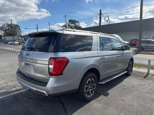 2022 Ford Expedition Max XLT