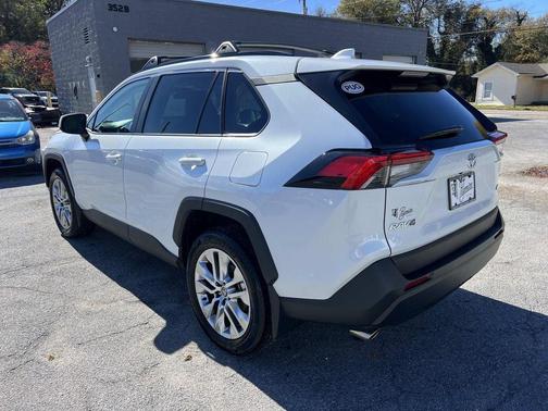 2024 Toyota RAV4 XLE Premium