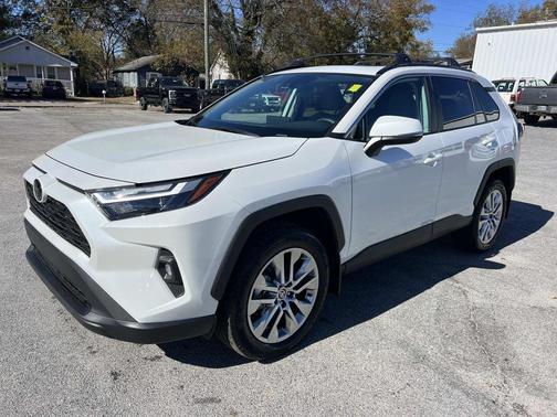 2024 Toyota RAV4 XLE Premium