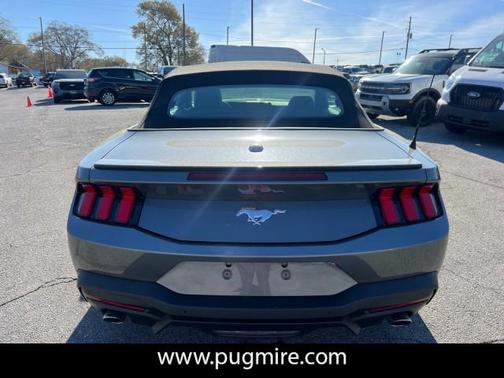 2025 Ford Mustang EcoBoost