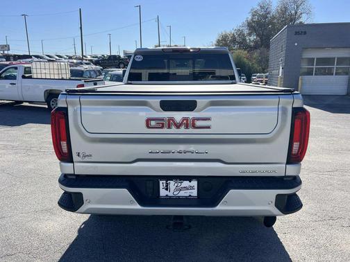 2022 GMC Sierra 2500 Denali