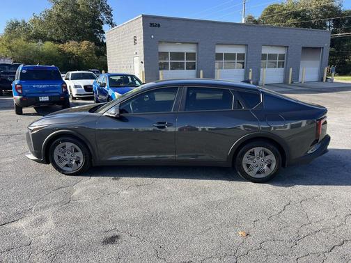 2025 Kia K4 LX