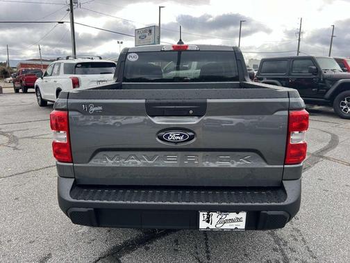 2025 Ford Maverick XL