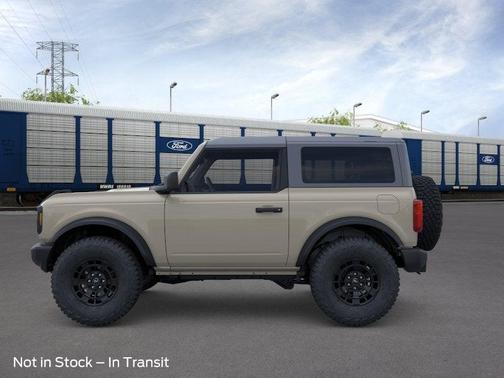 Desert Sand 2026 Ford Bronco Base