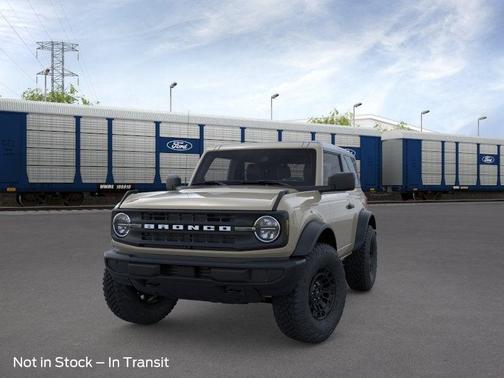 Desert Sand 2026 Ford Bronco Base