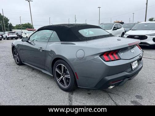 2025 Ford Mustang EcoBoost