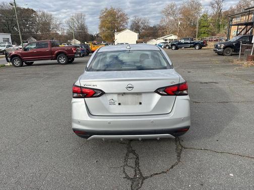 2020 Nissan Versa 1.6 SV