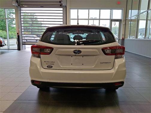 2022 Subaru Impreza Base