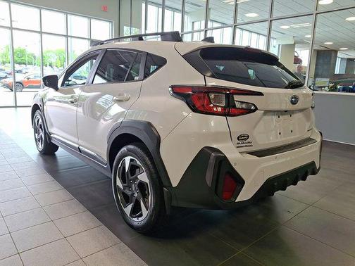 Crystal White Pearl 2025 Subaru Crosstrek Limited