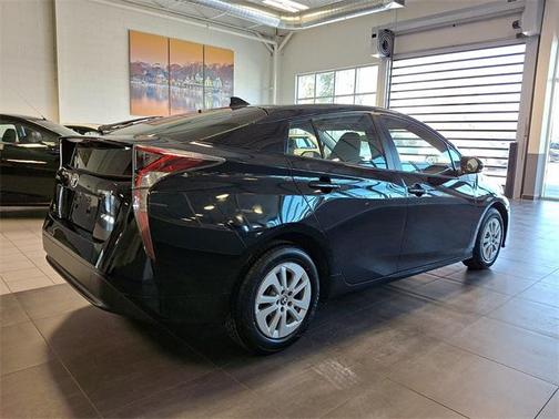 2017 Toyota Prius Four