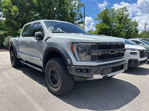 Avalanche 2023 Ford F-150 Raptor