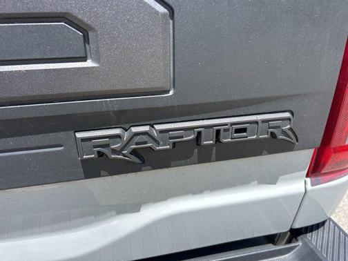 Avalanche 2023 Ford F-150 Raptor