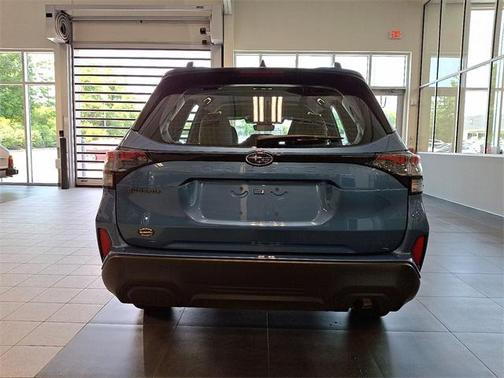 2025 Subaru Forester Base