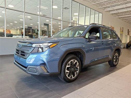 2025 Subaru Forester Base