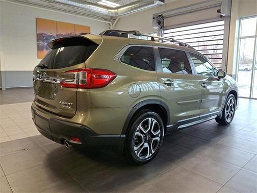 2023 Subaru Ascent Limited 8-Passenger