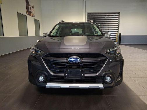 Magnetite Gray Metallic 2024 Subaru Outback Touring XT