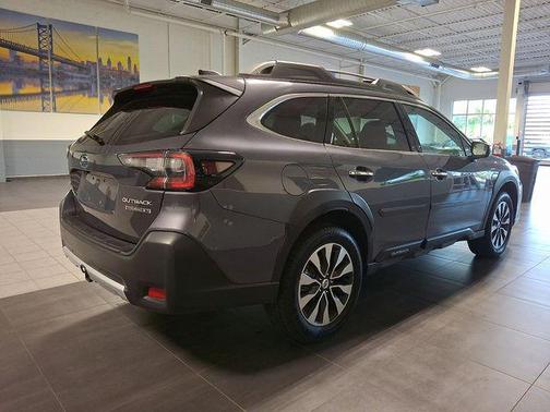 Magnetite Gray Metallic 2024 Subaru Outback Touring XT