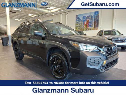 Crystal Black Silica 2025 Subaru Outback Wilderness
