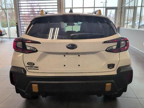 Crystal White Pearl 2026 Subaru Outback Wilderness