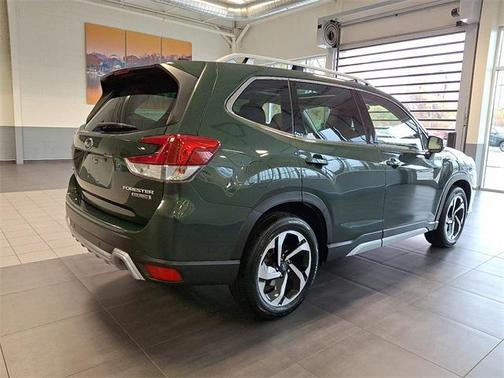 2022 Subaru Forester Touring