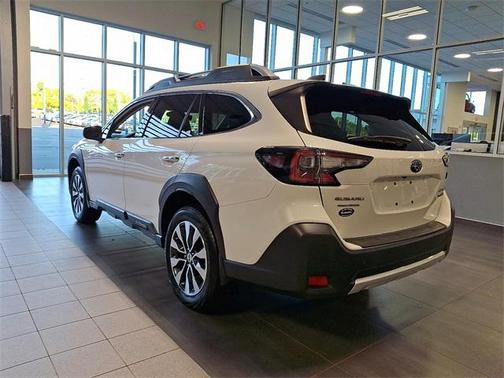 2023 Subaru Outback Touring XT