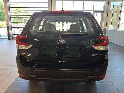 Crystal Black Silica 2020 Subaru Forester Base