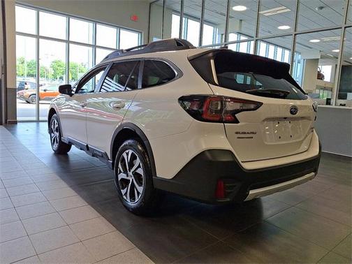 2022 Subaru Outback Limited XT
