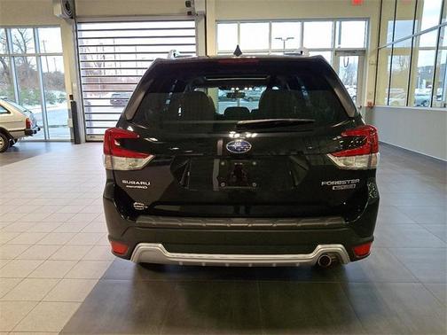 2022 Subaru Forester Touring