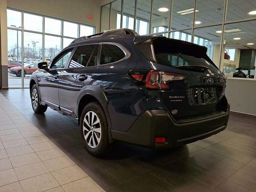 Cosmic Blue Pearl 2025 Subaru Outback Premium