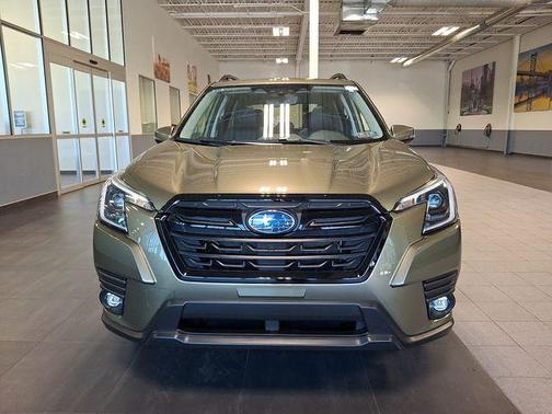 Autumn Green Metallic 2024 Subaru Forester Limited