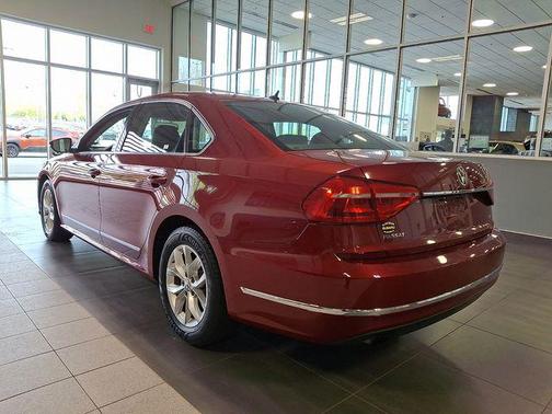Fortana Red 2016 Volkswagen Passat 1.8T S
