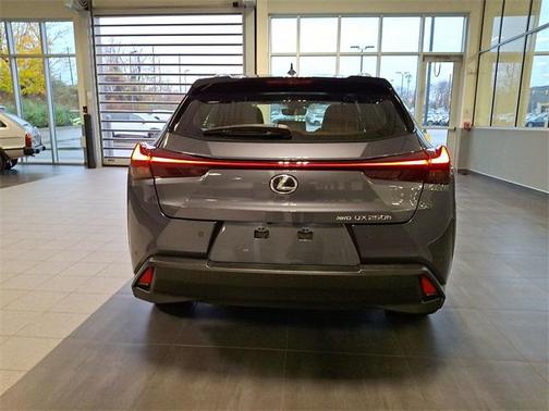 2024 Lexus UX 250h Base