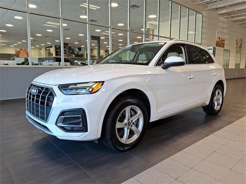 2022 Audi Q5 40 Premium