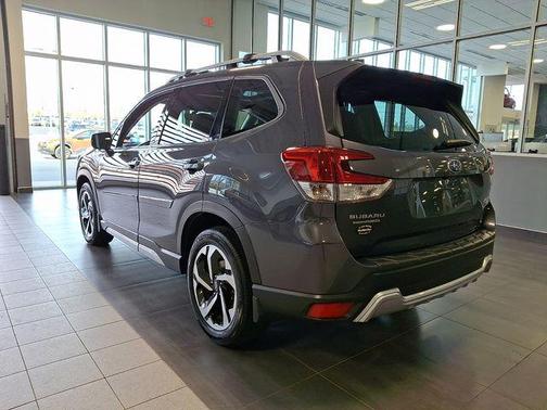 2023 Subaru Forester Touring