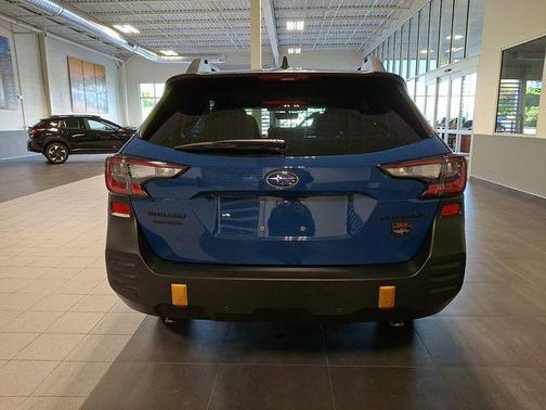 Geyser Blue 2025 Subaru Outback Wilderness