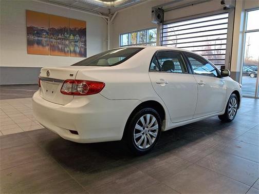 2012 Toyota Corolla LE