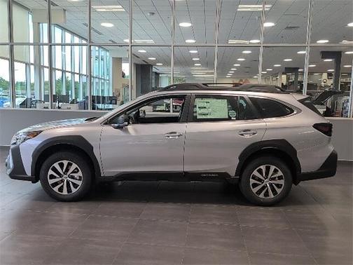 2025 Subaru Outback Base