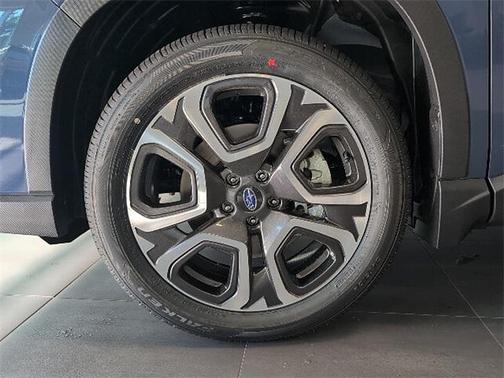 2025 Subaru Ascent Limited 8-Passenger