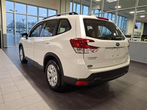 2023 Subaru Forester Base