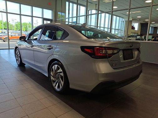 Ice Silver Metallic 2023 Subaru Legacy Limited