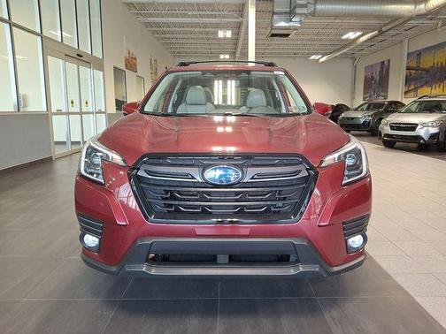 Crimson Red Pearl 2023 Subaru Forester Limited