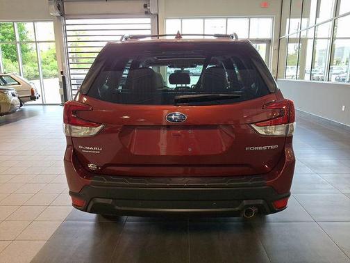 Crimson Red Pearl 2023 Subaru Forester Limited