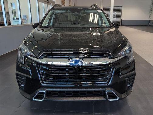 Crystal Black Silica 2026 Subaru Ascent Touring 7-Passenger