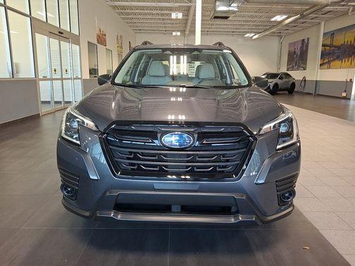 Magnetite Gray Metallic 2023 Subaru Forester Base