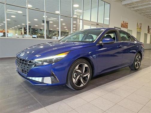 2023 Hyundai ELANTRA Limited