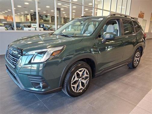 2023 Subaru Forester Premium